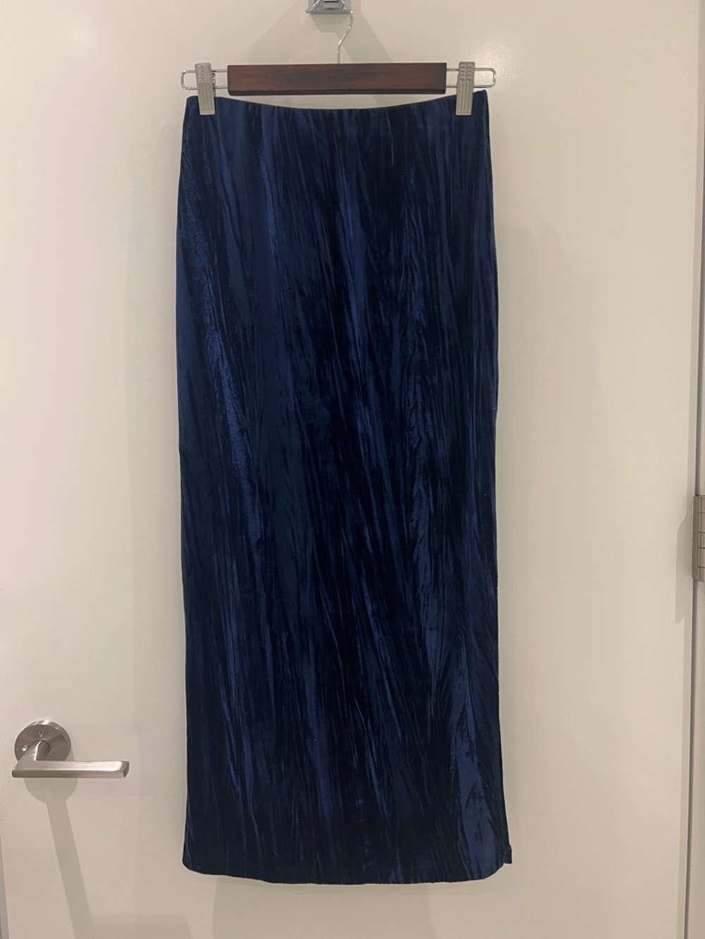 Monk & Lou Sleeveless Navy Velvet Midi Skirt Set - Picture 9 of 14